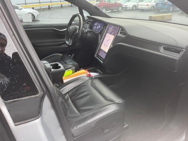 5YJXCAE2XHF051959 Tesla MODEL X