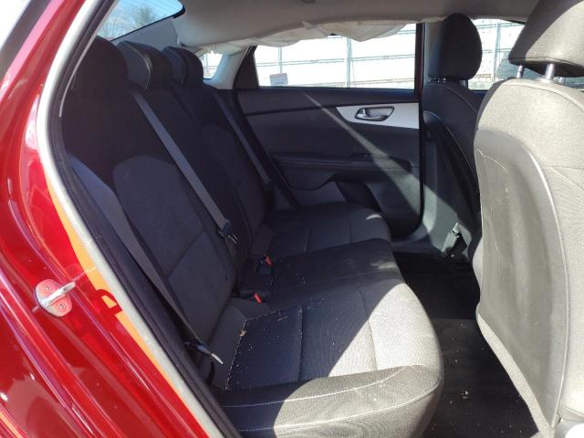 3KPF24AD8PE555714 KIA FORTE LX