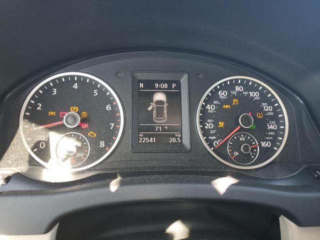 WVGRV7AX8HK000921 Volkswagen Tiguan Wolfsburg