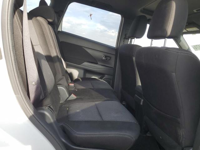 JA4AD3A34JZ018544 Mitsubishi Outlander Se