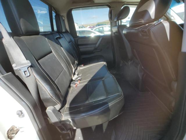 1N6AA0EC8EN511418 Nissan TITAN S