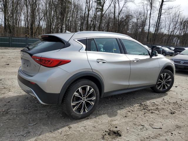 SJKCH5CR2JA057337 Infiniti QX30 BASE