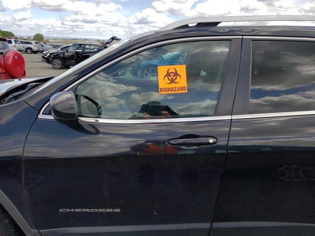 1C4PJLCS2GW303668 Jeep Cherokee Latitude