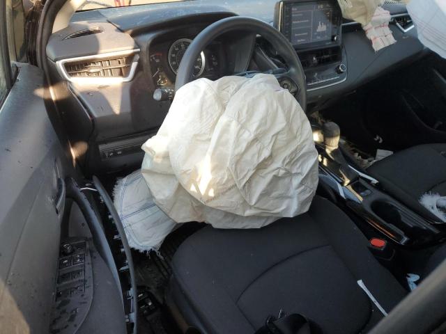 5YFEPMAE2NP318833 Toyota COROLLA LE