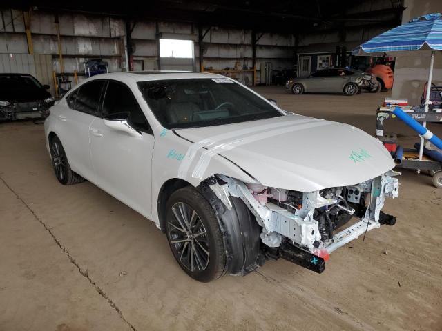 58ADA1C1XPU033667 Lexus Es 300h Base