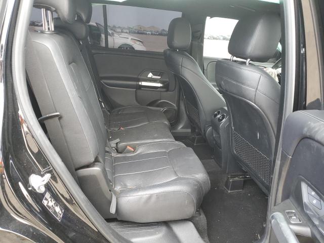 W1N4M4GBXLW015636 Mercedes-Benz GLB 250