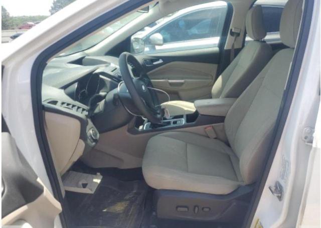 1FMCU0GD0JUD07619 Ford ESCAPE SE