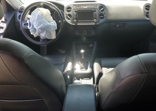 WVGAV7AX4FW609409 Volkswagen TIGUAN S