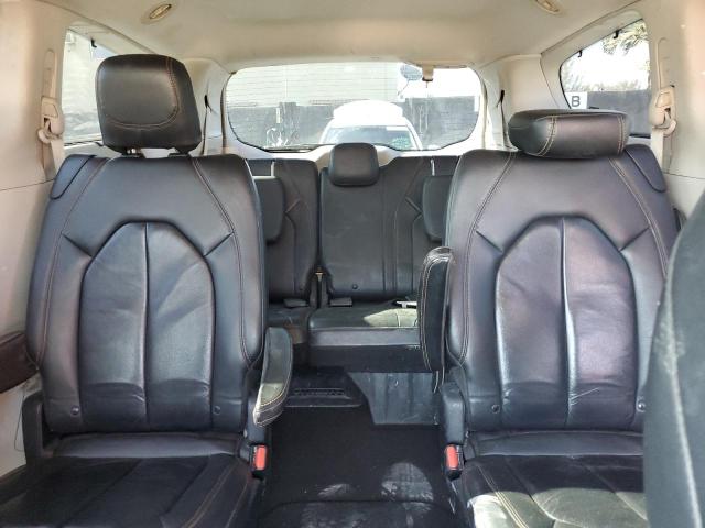 2C4RC1BG4HR590963 Chrysler Pacifica Touring L