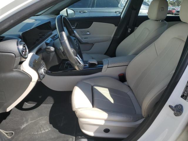 WDD3G4EB3KW020291 Mercedes-Benz A 220