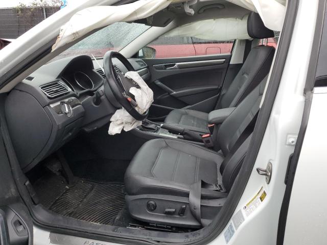 1VWBA7A3XJC000947 Volkswagen PASSAT SE
