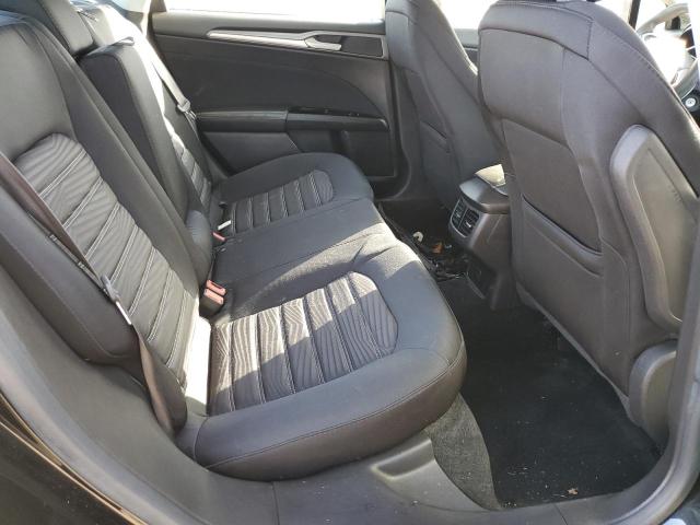 3FA6P0H74GR196211 Ford FUSION SE