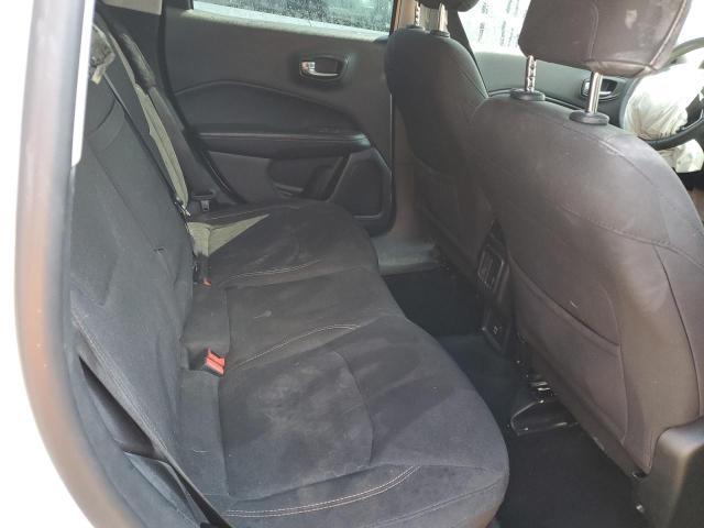 3C4NJCAB7JT460930 Jeep Compass Sport