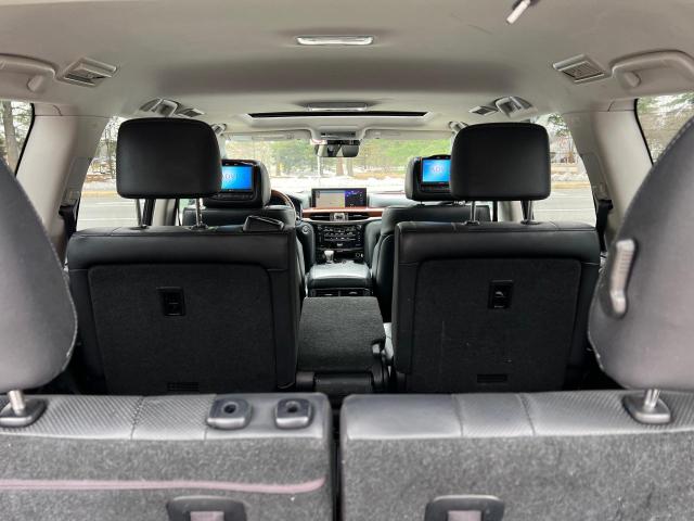 JTJHY7AX1G4215984 Lexus LX 570