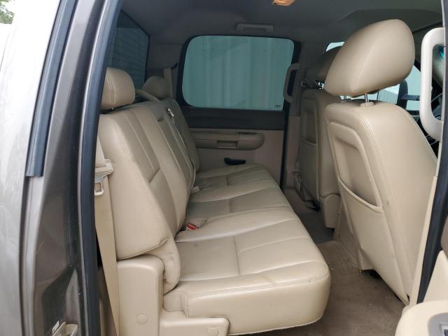 1GT120CG7EF101791 GMC Sierra K2500 Sle