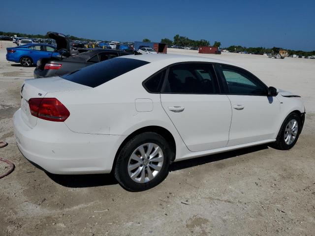 1VWAT7A32FC008196 Volkswagen PASSAT S