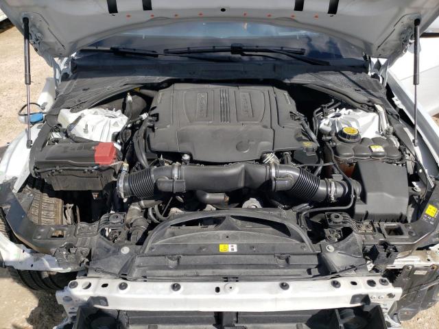 SAJAN4EV5JCP17173 Jaguar Xe Portfolio Le