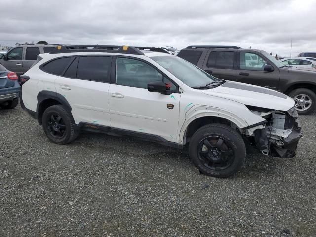 4S4BTGUD9N3240090 Subaru Outback Wilderness