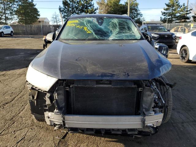 WA1LHAF71HD056088 Audi Q7 Premium Plus