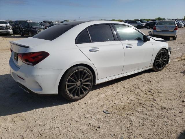W1K3G4EB3NJ326411 Mercedes-Benz A 220
