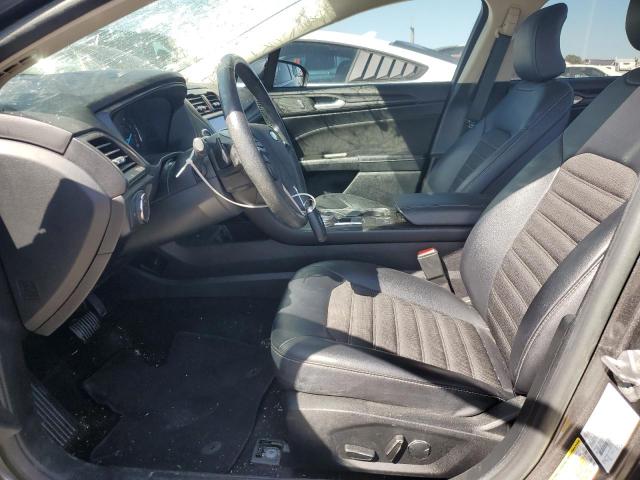3FA6P0HD5JR136533 Ford FUSION SE