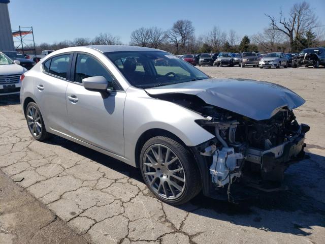 3MZBN1V38JM218413 Mazda 3 TOURING