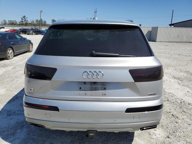 WA1LHAF7XJD052305 Audi Q7 Premium Plus