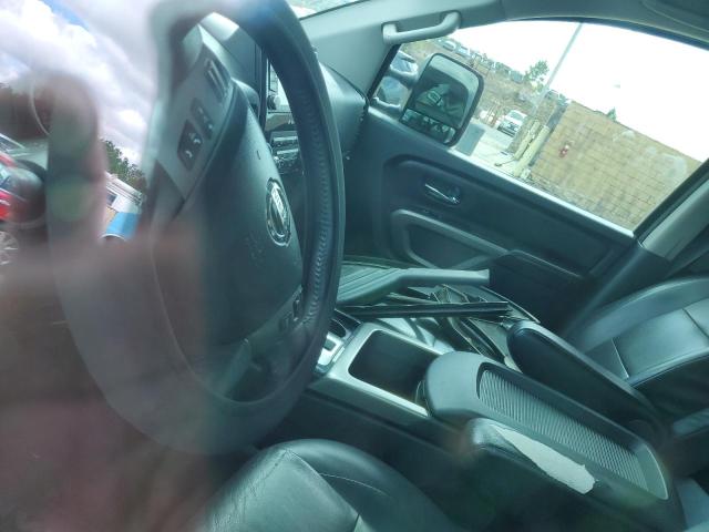 1N6BA0EC5FN503041 Nissan TITAN S