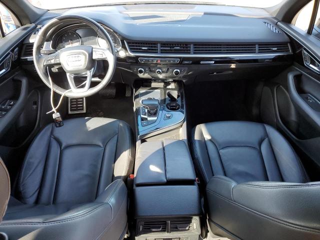 WA1LHAF79HD055318 Audi Q7 Premium Plus