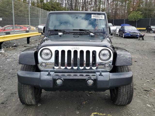 1C4HJWEG1HL585206 Jeep Wrangler Unlimited Sahara