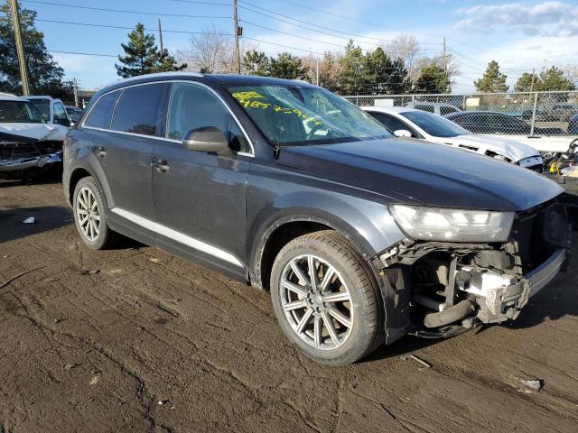 WA1LHAF71HD056088 Audi Q7 Premium Plus