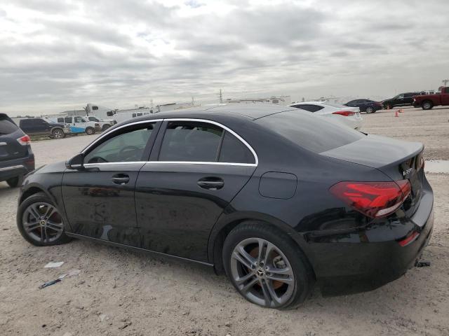 W1K3G4EB5LJ204193 Mercedes-Benz A 220