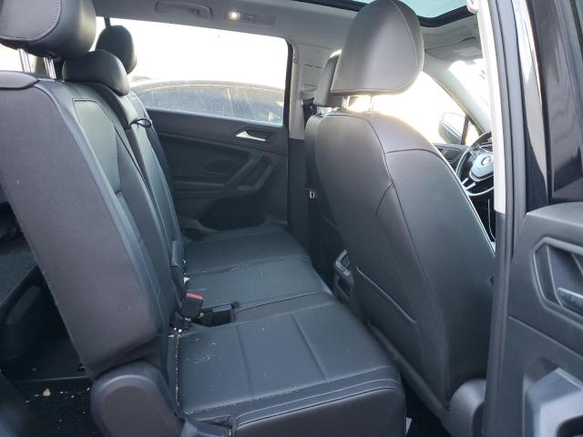 3VV3B7AX5KM066217 Volkswagen TIGUAN SE