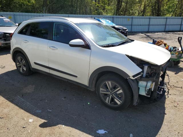 KNDCB3LC6N5527467 KIA NIRO LX