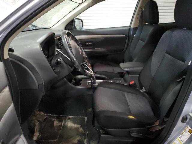 JA4AZ3A39EZ009023 Mitsubishi Outlander Se