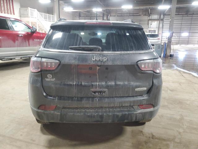 3C4NJCBB0JT140413 Jeep Compass Latitude