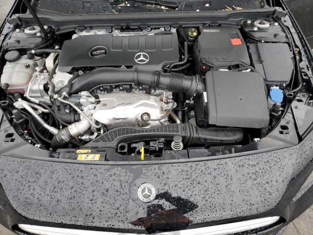W1K3G4FB5NJ328384 Mercedes-Benz A 220 4matic