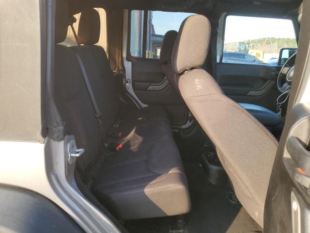 1C4BJWDG8EL133899 Jeep Wrangler Unlimited Sport