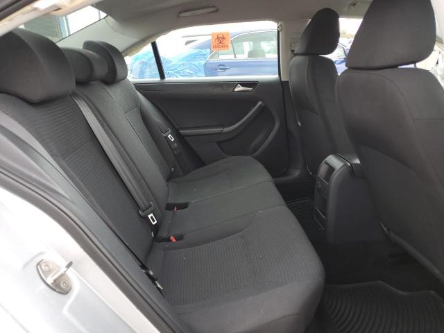 3VW267AJ2GM305639 Volkswagen JETTA S