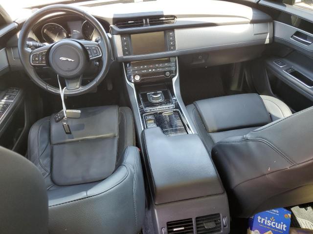 SAJBD4BN9HCY45888 Jaguar XF PREMIUM