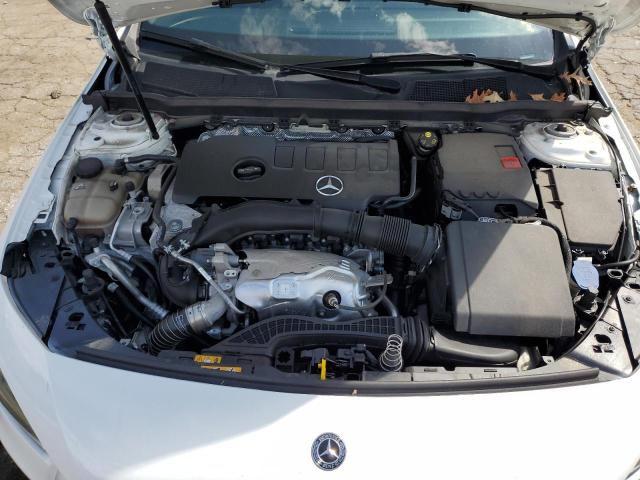 WDD3G4EB7KW019757 Mercedes-Benz A 220