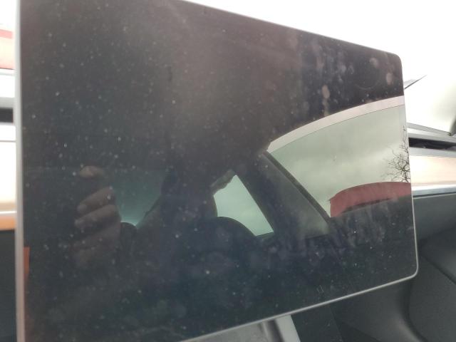 5YJ3E1EA7PF630471 Tesla MODEL 3