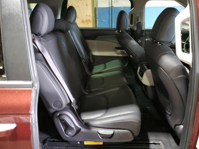 KNDNB4H3XP6282936 KIA Carnival Lx