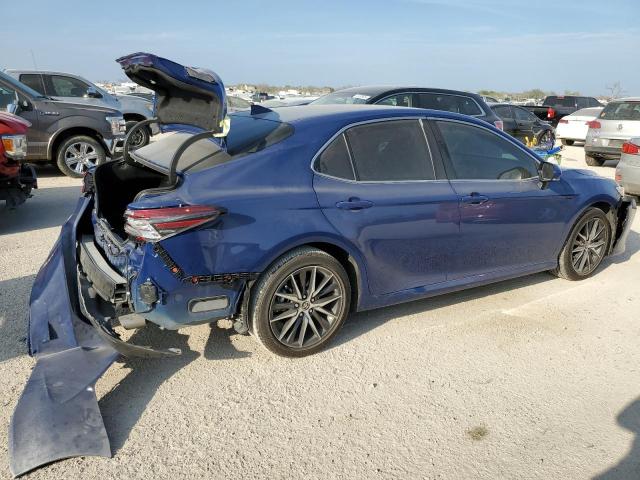 4T1F11AK4RU221826 Toyota CAMRY XLE
