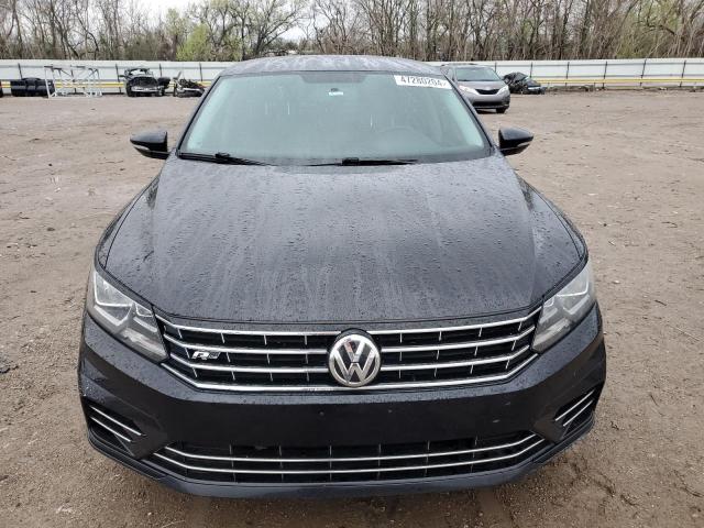 1VWAA7A35JC032636 Volkswagen PASSAT S