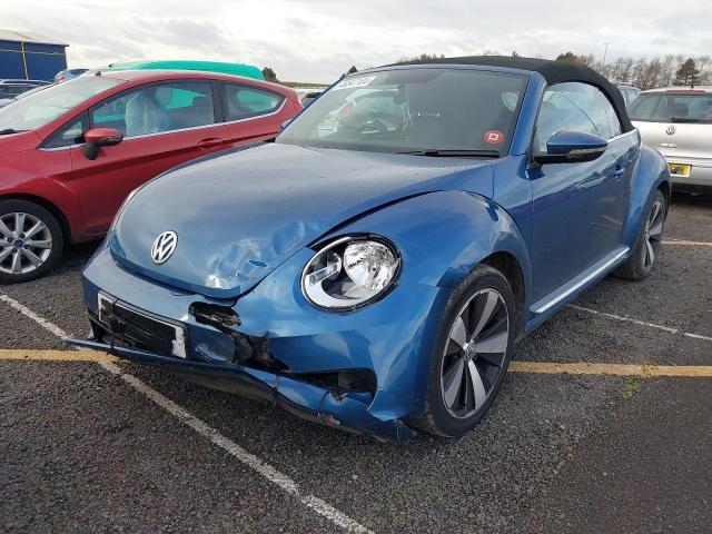 46547104 :رقم المزاد ، ***************** vin ، 2015 Volkswagen Beetle Des مزاد بيع