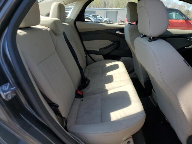 1FADP3F20JL231770 Ford FOCUS SE