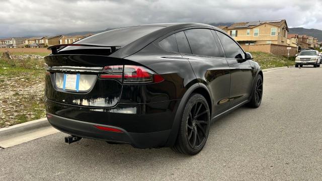 5YJXCAE47LF261008 Tesla MODEL X