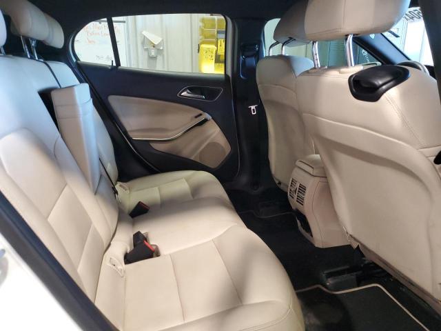 WDCTG4EB7GJ250392 Mercedes-Benz GLA 250
