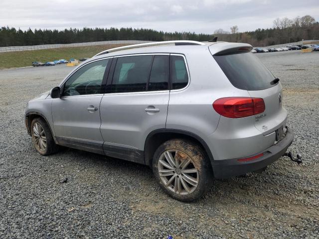 WVGAV7AX0GW571579 Volkswagen TIGUAN S